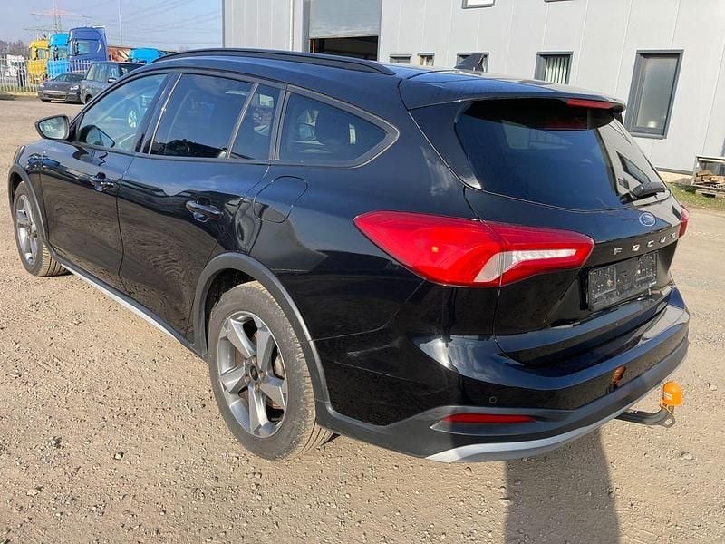 Usata Ford Focus Active 150 CV (110 kW) 2020 Nero Berlina