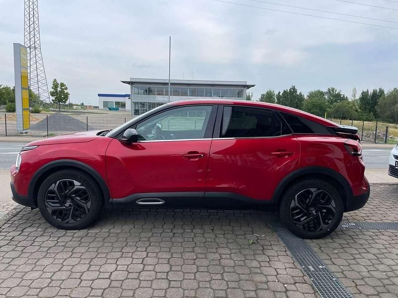 Gebraucht Citroën C4 Shine 155 PS (114 kW) 2021 Elixirrot Limousine