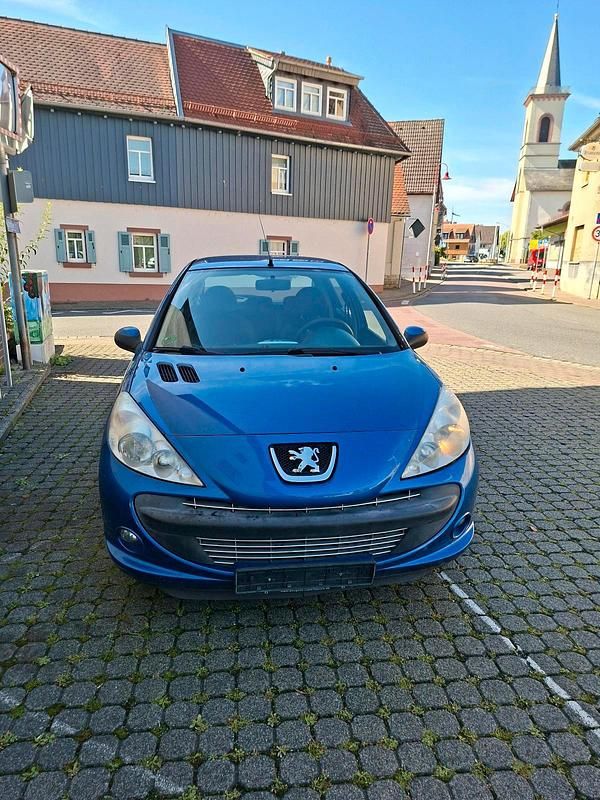 Blau Gebraucht 2009 Peugeot 206+ Kleinwagen | 2.650 € (Fairer Preis) - Bild 1/4