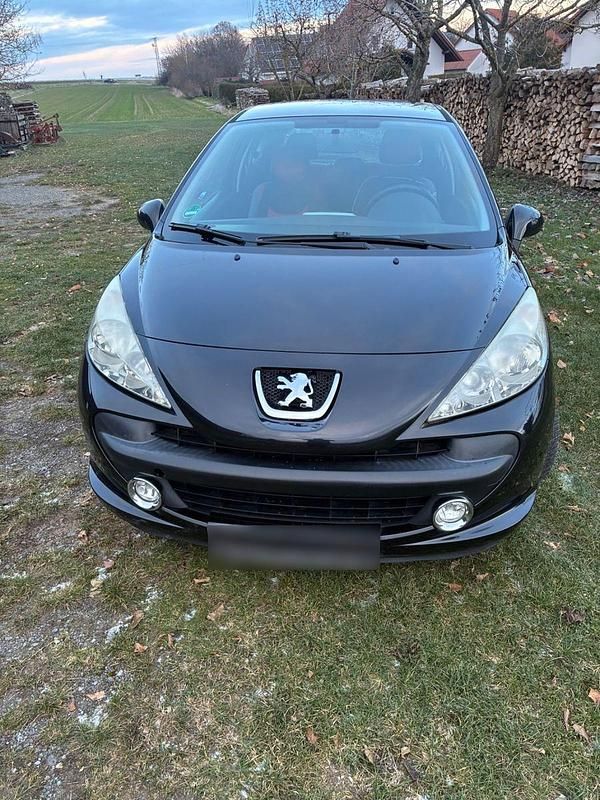 Gebraucht Peugeot 207 Filou 95 PS (69 kW) 2009 Schwarz Limousine