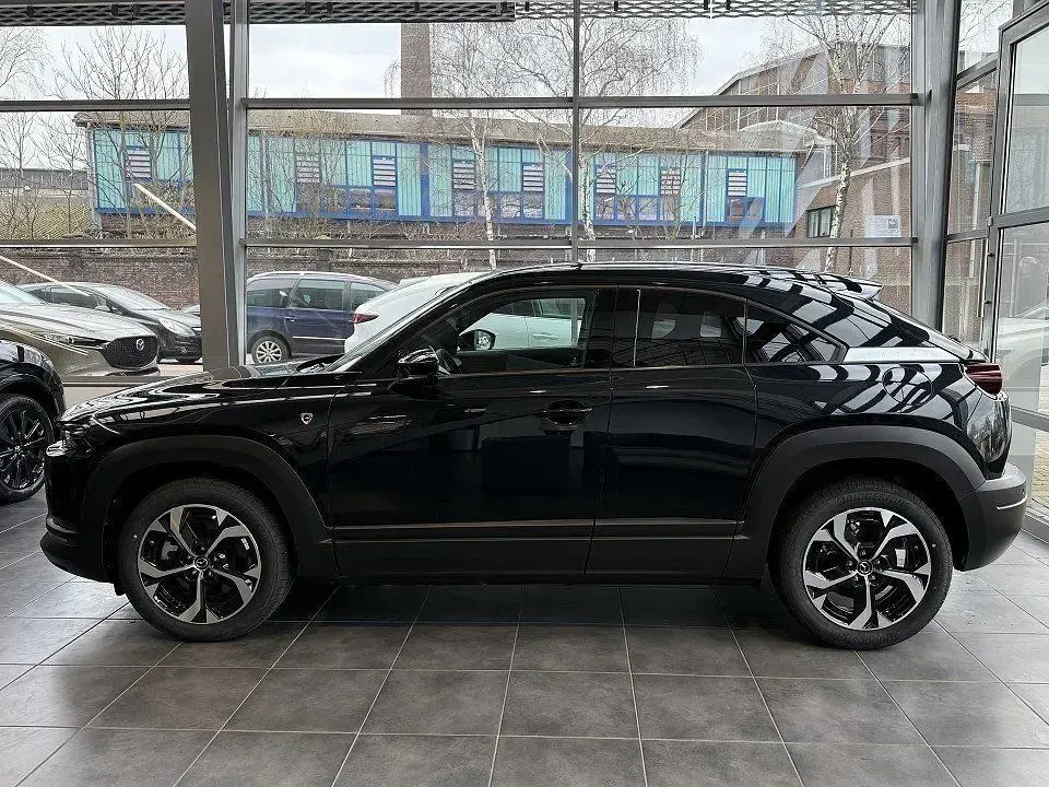 Neu Mazda MX30 Exclusive-Line 170 PS (125 kW) 2025 Schwarz SUV