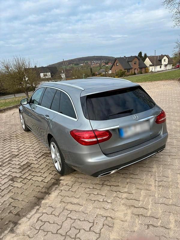 Gebraucht Mercedes C400 333 PS (244 kW) 2015 Grau Kombi