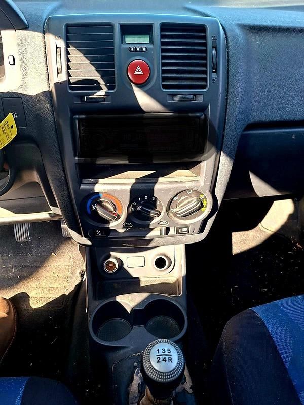 Gebraucht Hyundai Getz 67 PS (49 kW) 2007 Blau Kleinwagen