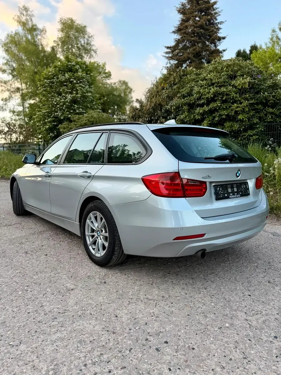 Gebraucht BMW 320 184 PS (135 kW) 2012 Silber Kombi
