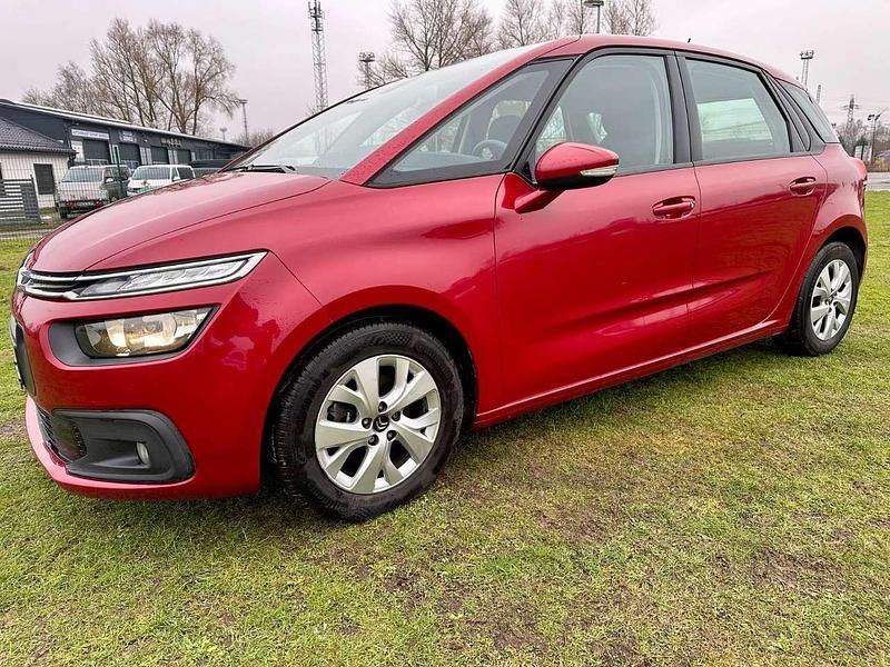 Lackierung rot rubi/typ aussen Gebraucht 2019 Citroën C4 SpaceTourer Business Class Van / Kleinbus | 6.700 € (Fairer Preis) - Bild 1/4