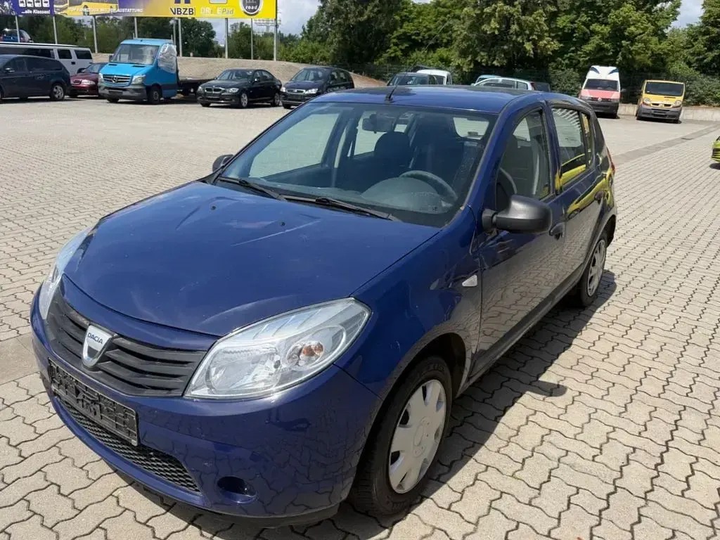 Gebraucht Dacia Sandero 75 PS (55 kW) 2010 Blau Limousine