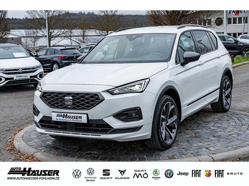 Weiss Gebraucht 2021 Seat Tarraco 4Drive SUV | 34.985 € (Etwas zu teuer) - Bild 1/4