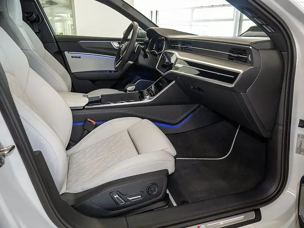 Gebraucht Audi S6 Sport 344 PS (253 kW) 2025 Gletscherweiss Limousine
