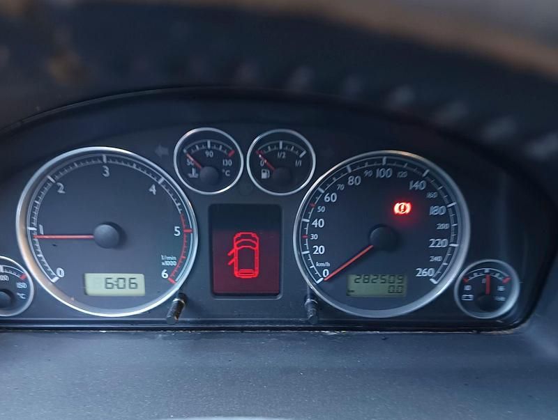 Gebraucht VW Sharan 131 PS (96 kW) 2004 Blau Van / Kleinbus