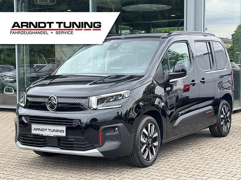 Perla neraschwarz metallic Neu 2025 Citroën Berlingo XTR Van / Kleinbus | 34.680 € (Etwas zu teuer) - Bild 1/4