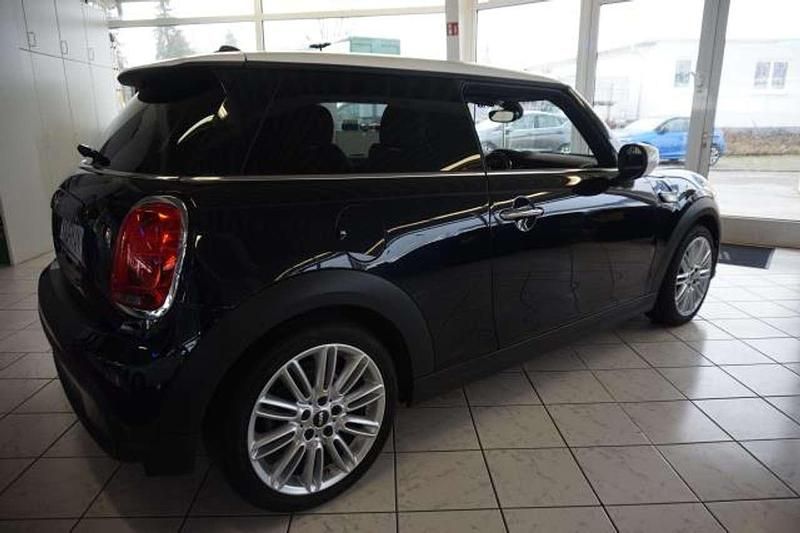 Gebraucht Mini Cooper 136 PS (100 kW) 2023 Schwarz Kleinwagen