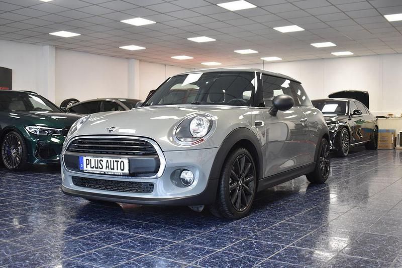 Grau Gebraucht 2018 Mini ONE Kleinwagen | 11.470 € (Guter Preis) - Bild 1/4