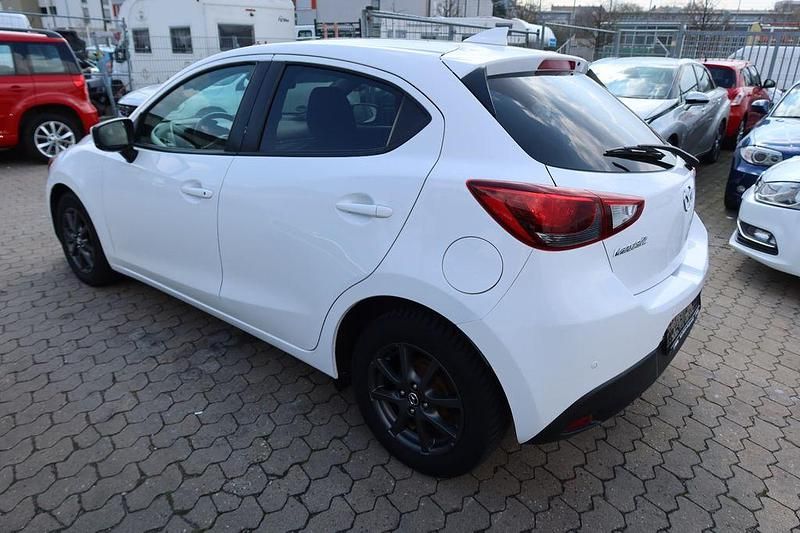Usata Mazda 2 Kizoku 75 CV (55 kW) 2019 Bianco Berlina