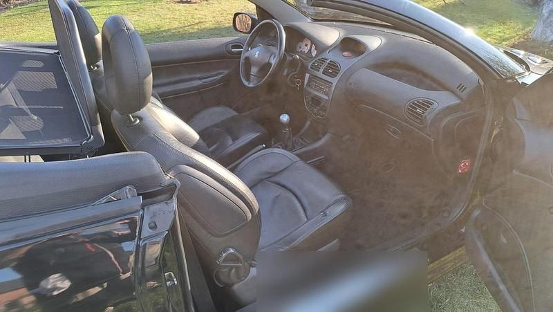 Gebraucht Peugeot 206 109 PS (80 kW) 2002 Schwarz Cabrio