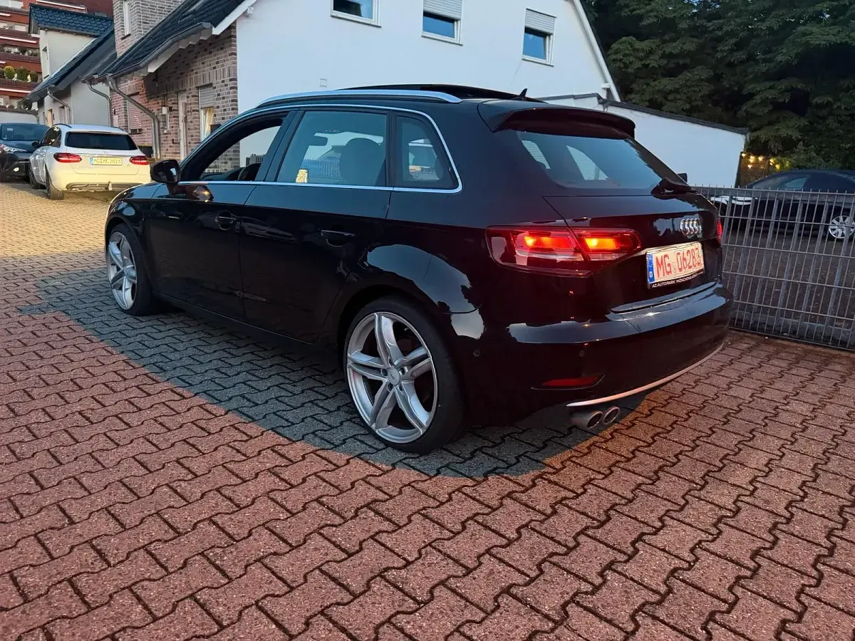 Gebraucht Audi A3 Comfort 150 PS (110 kW) 2018 Schwarz Limousine