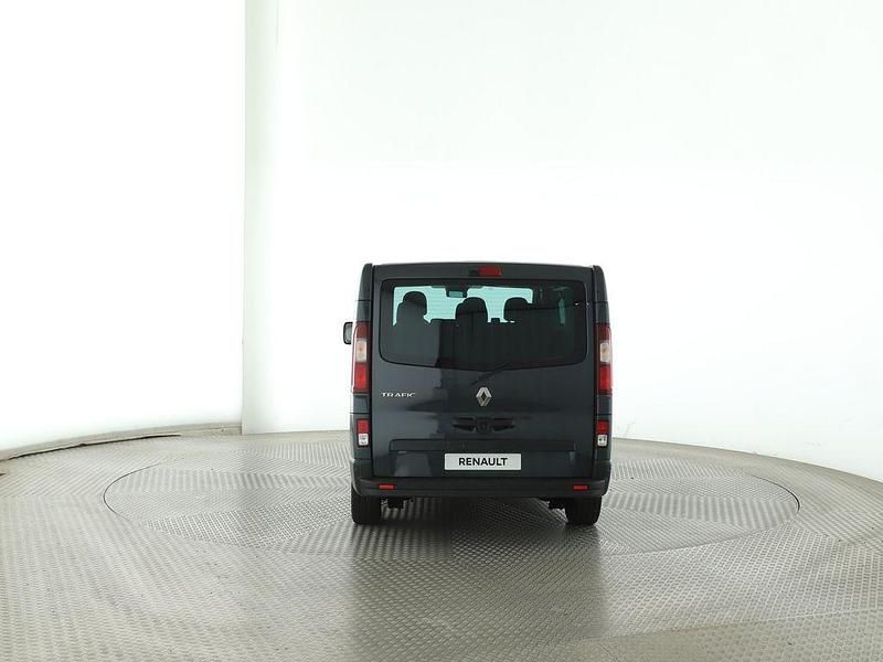 Gebraucht Renault Trafic Life 110 PS (80 kW) 2024 Schwarz Van / Kleinbus