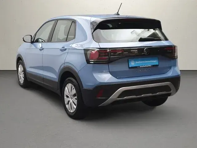 Gebraucht VW T-Cross Basis 95 PS (69 kW) 2025 Clear blue metallic SUV