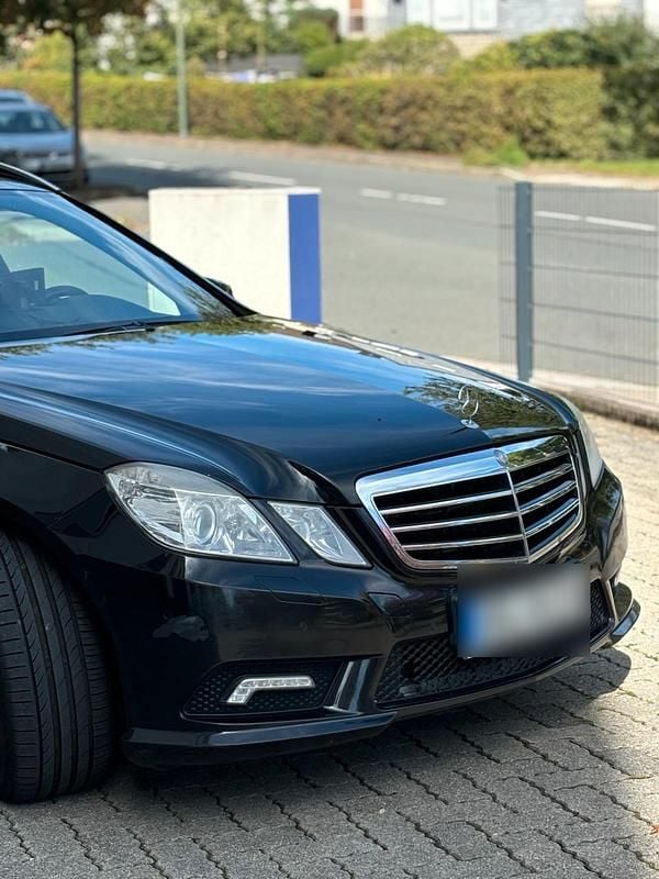 Second-hand Mercedes E350 265 CP (194 kW) 2012 Negru Break