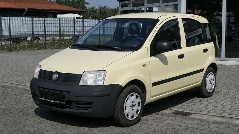 Gelb Gebraucht 2011 Fiat Panda Kleinwagen | 999 € (Guter Preis) - Bild 1/4