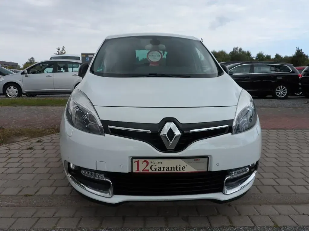 Gebraucht Renault Scenic E-Tech Bose Edition 131 PS (96 kW) 2015 Weiß Limousine