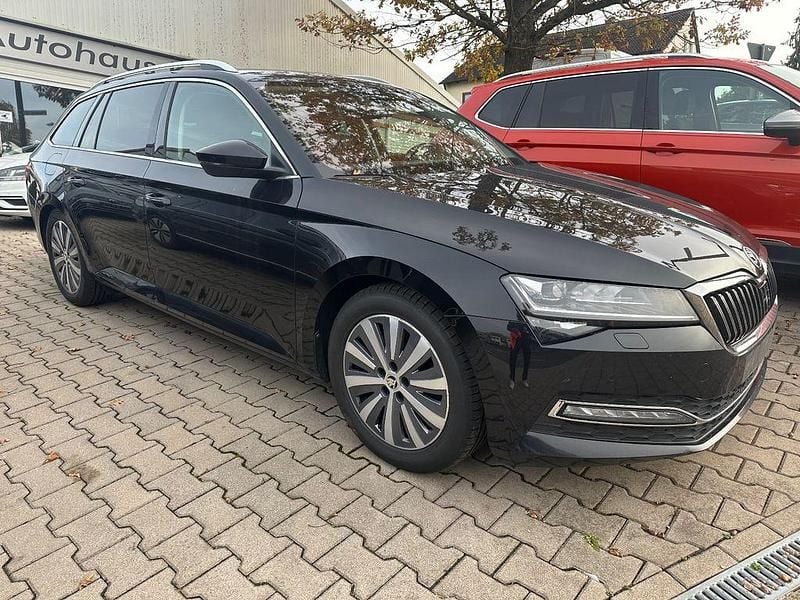 Schwarz Gebraucht 2022 Skoda Superb Style Kombi | 15.999 € (Guter Preis) - Bild 1/4