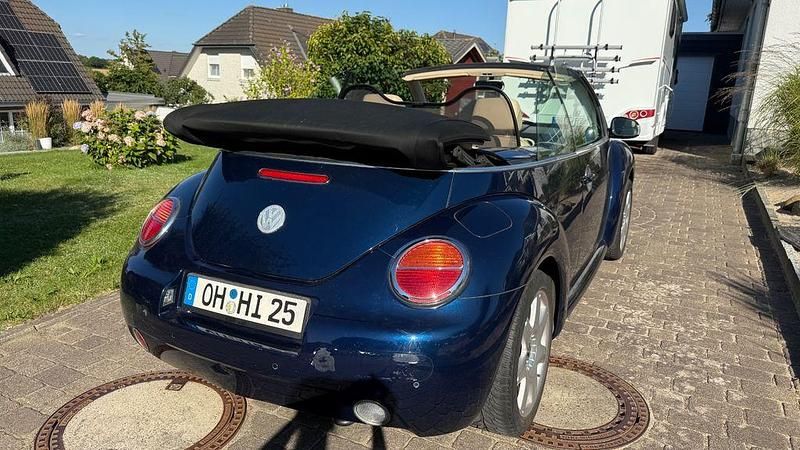 Gebraucht VW New Beetle Cabriolet 101 PS (74 kW) 2004 Blau Cabrio