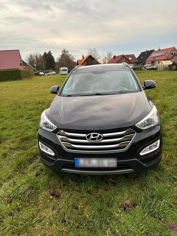 Schwarz Gebraucht 2015 Hyundai Santa Fe SUV | 11.500 € (Fairer Preis) - Bild 1/4
