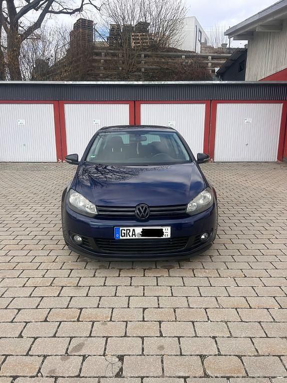 Gebraucht VW Golf VI Style 105 PS (77 kW) 2011 Blau Kleinwagen