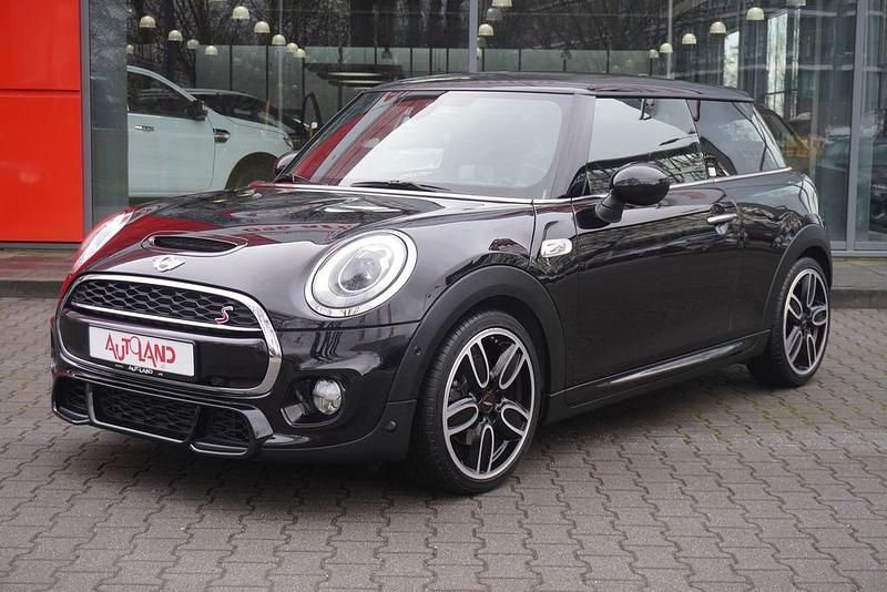 Gebraucht Mini Cooper S 192 PS (141 kW) 2018 Schwarz Kleinwagen