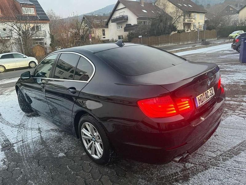 Gebraucht BMW 520 Sport Line 184 PS (135 kW) 2013 Limousine