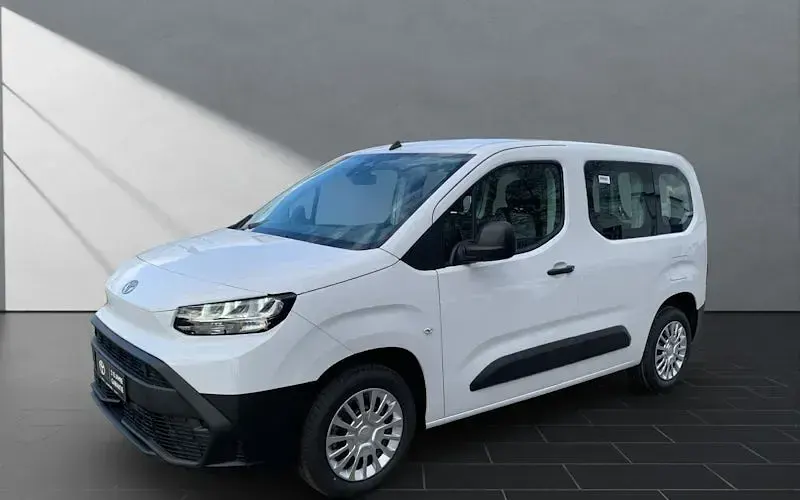 Neu Toyota Proace Verso City 110 PS (80 kW) 2026 Weiß Kombi