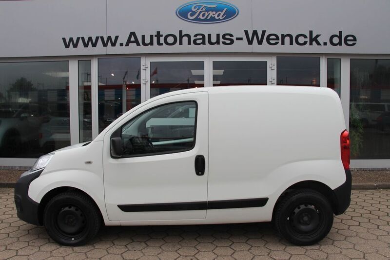 Weiß Gebraucht 2016 Fiat Fiorino Van / Kleinbus | 8.970 € (Etwas zu teuer) - Bild 1/4