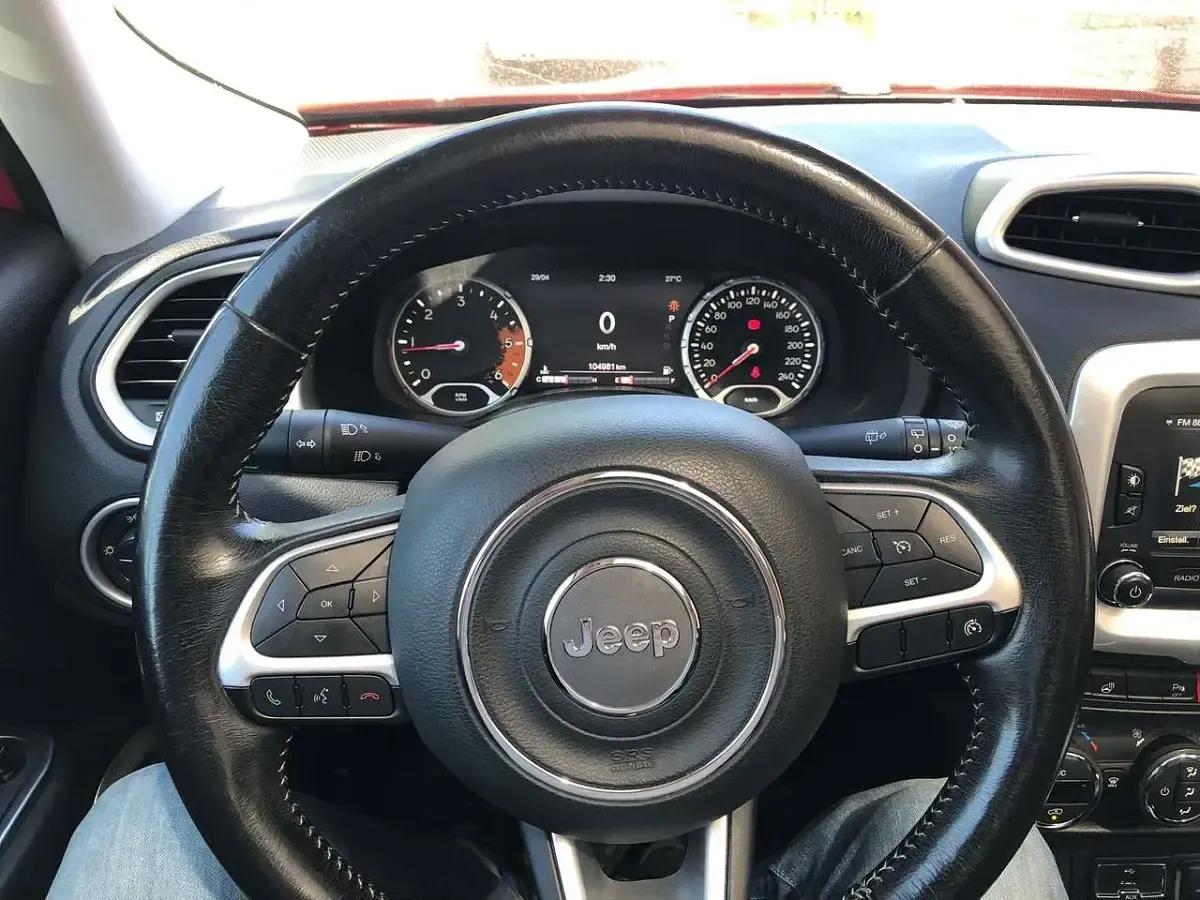 Gebraucht Jeep Renegade 140 PS (102 kW) 2015 Rot SUV