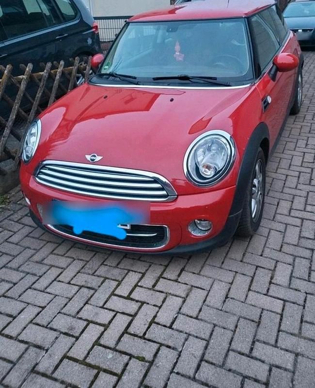Gebraucht Mini Cooper 90 PS (66 kW) 2011 Rot Kleinwagen
