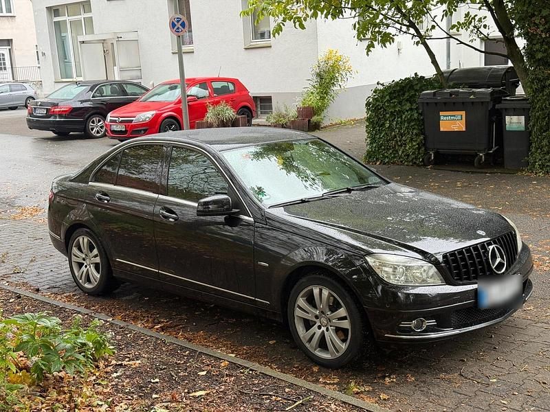 Gebraucht Mercedes C220 170 PS (125 kW) 2009 Schwarz Limousine