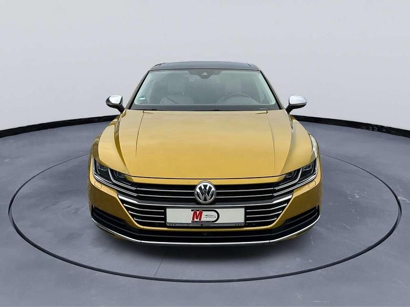 Gebraucht VW Arteon Elegance 239 PS (175 kW) 2017 Kurkumagelb metallic Kleinwagen