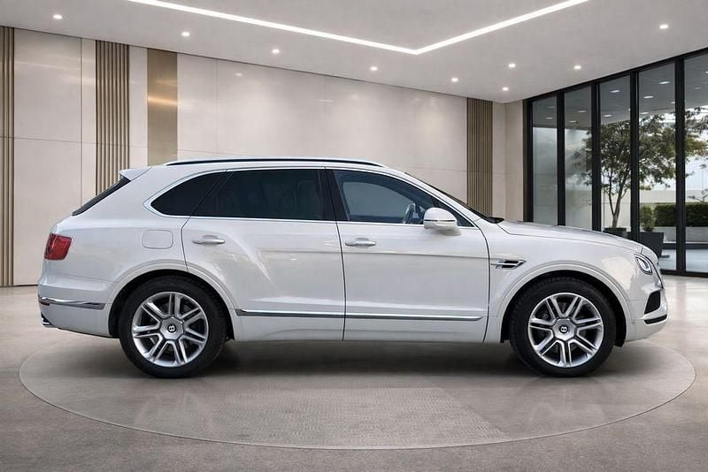 Gebraucht Bentley Bentayga 608 PS (447 kW) 2017 Weiß SUV