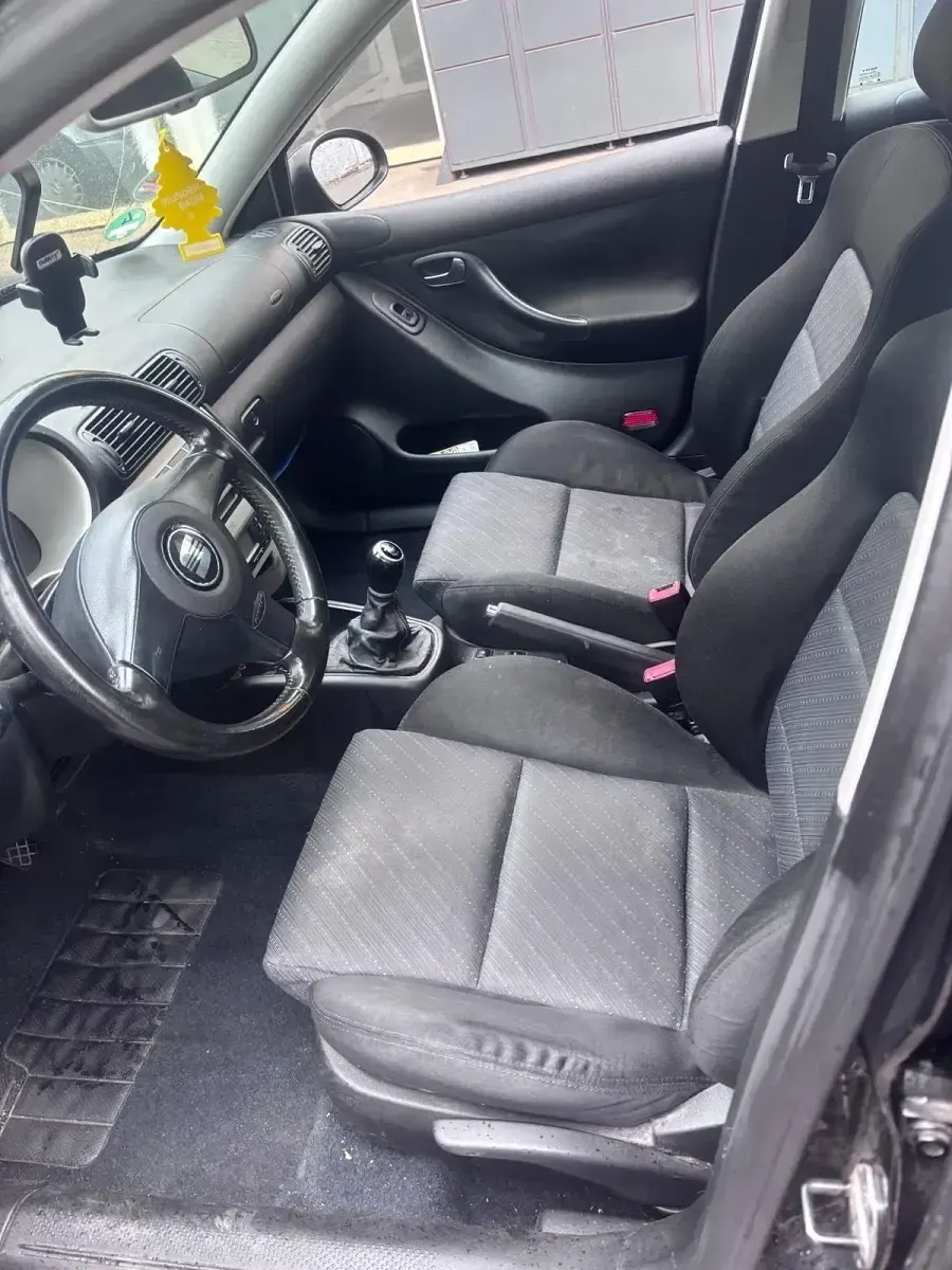 Gebraucht Seat Leon 105 PS (77 kW) 2005 Schwarz Kleinwagen