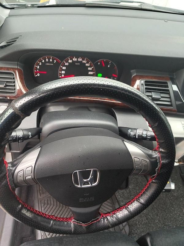 Gebraucht Honda FR-V 150 PS (110 kW) 2005 Silber Van / Kleinbus