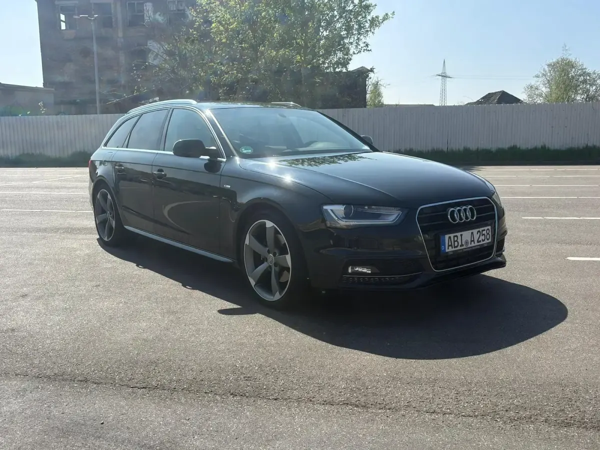 Używany Audi A4 145 KM (106 kW) 2014 Czarny Kombi