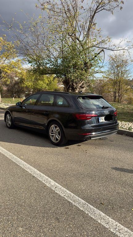 Gebraucht Audi A4 Sport 110 PS (80 kW) 2018 Schwarz Kombi