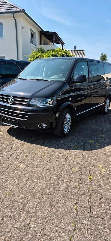 Schwarz Gebraucht 2015 VW T5 Van | 28.900 € - Bild 1/4
