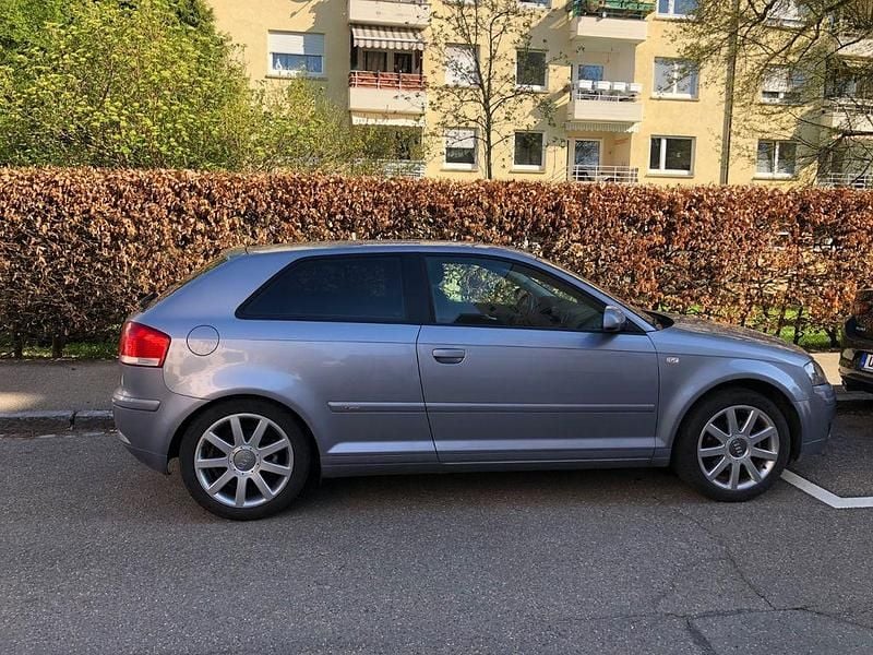 Gebraucht Audi A3 S-Line 102 PS (75 kW) 2004 Grau Kleinwagen