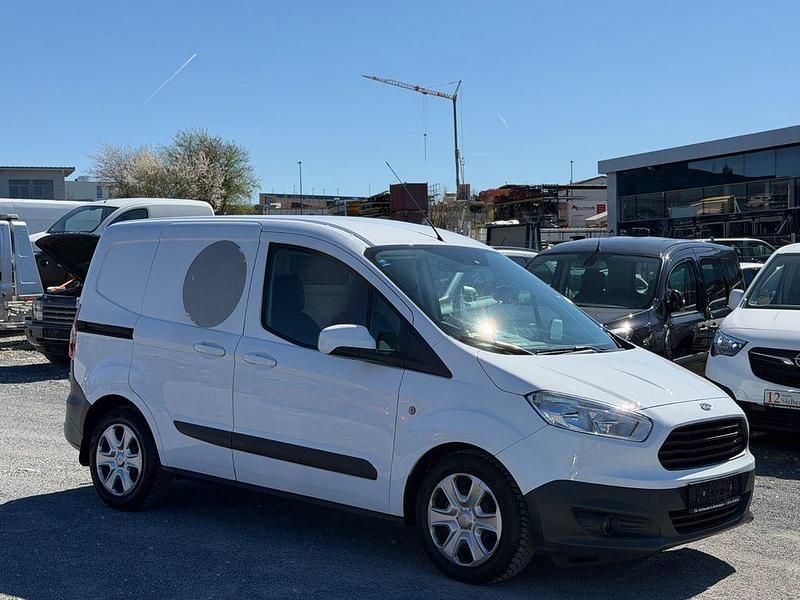 Second-hand Ford Transit Trend 101 CP (74 kW) 2017 Alb Monovolum