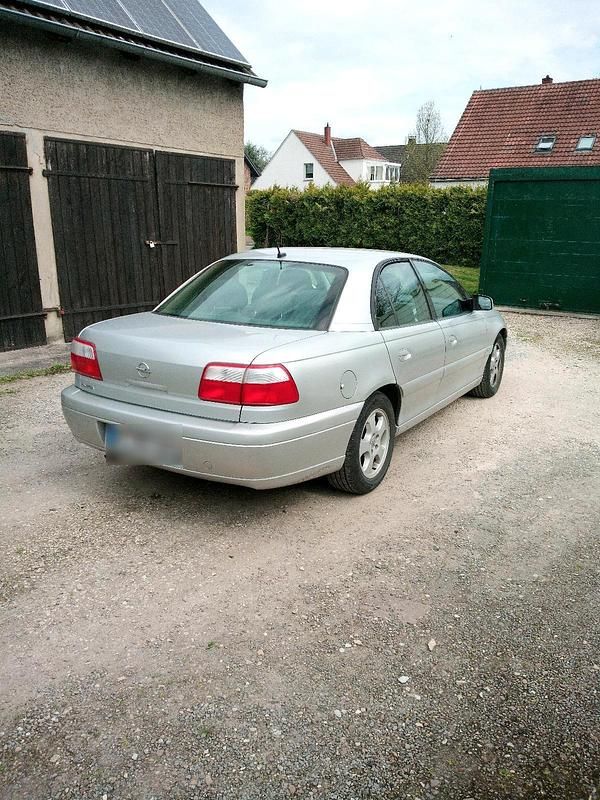 Gebraucht Opel Omega 144 PS (105 kW) 2003 Violet Limousine