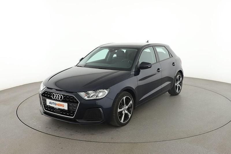 Blau Gebraucht 2020 Audi A1 Advanced Kleinwagen | 20.840 € (Fairer Preis) - Bild 1/3