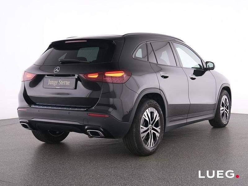 Gebraucht Mercedes GLA200 Progressive 150 PS (110 kW) 2024 Schwarz SUV