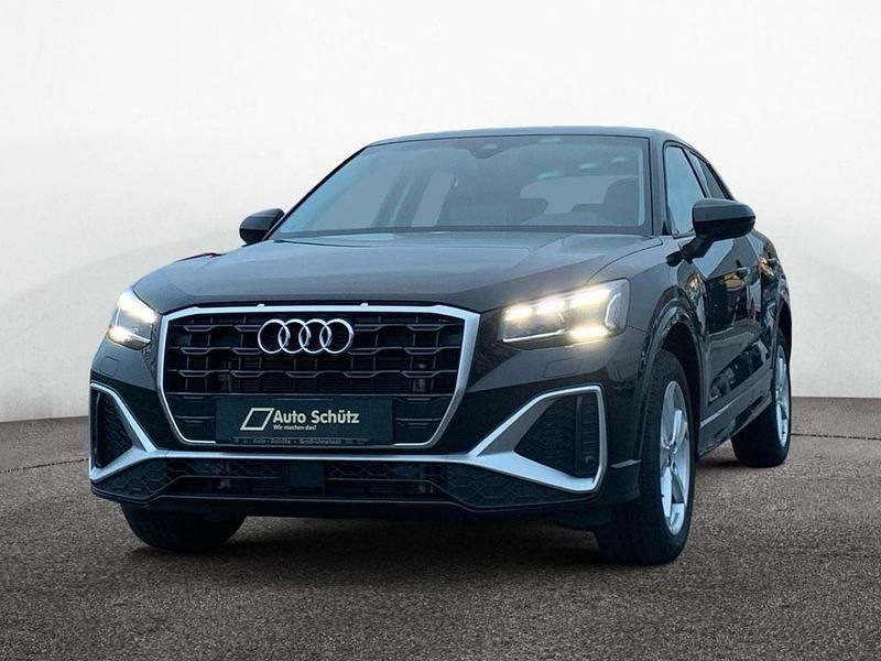 Gebraucht Audi Q2 S-Line 150 PS (110 kW) 2025 Schwarz SUV