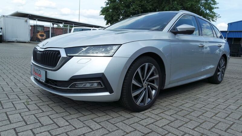 Stribrna brilliant/ brilliants Gebraucht 2021 Skoda Octavia First Edition Kombi | 17.590 € (Fairer Preis) - Bild 1/4