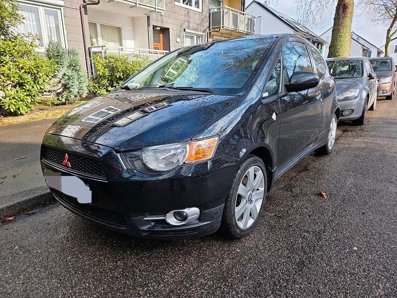 Gebraucht Mitsubishi Colt Edition 95 PS (69 kW) 2013 Schwarz Kleinwagen
